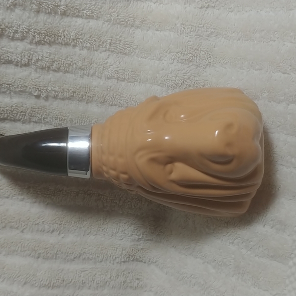 Avon aftershave Blood hound bottle - Picture 2 of 6